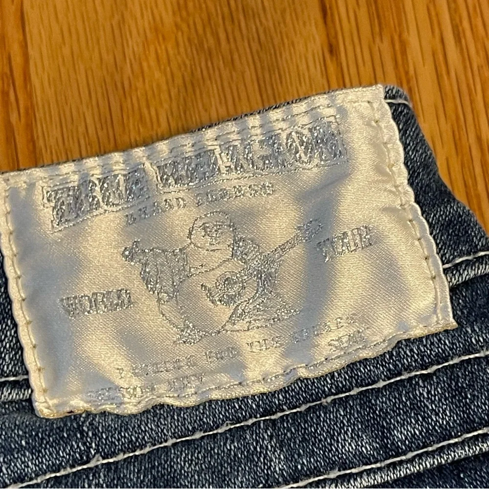 True Religion Joey Flare Leg White Stitch Jeans Size 27 - Picture 11 of 11